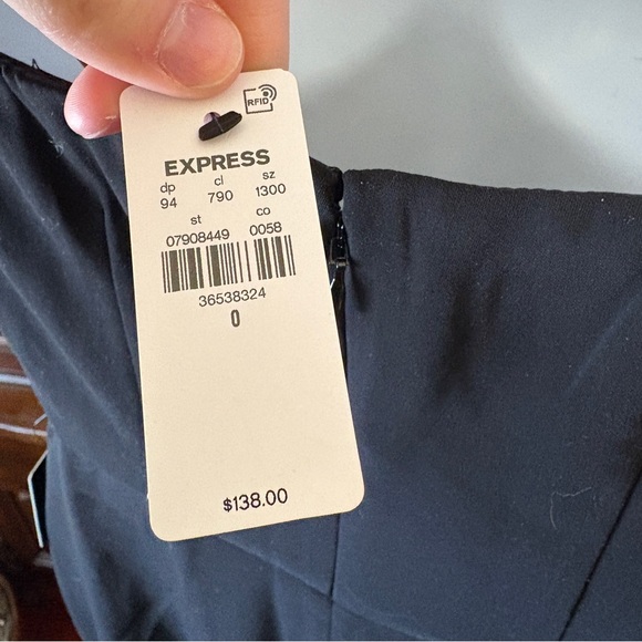 NEW Express Black Strapless Wide Leg Jumpsuit NWT Women’s Size 0 Formal Evening - Picture 8 of 9